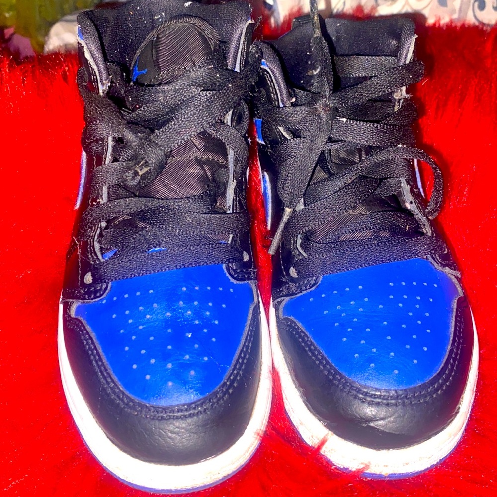 Nike sneakers size 13c